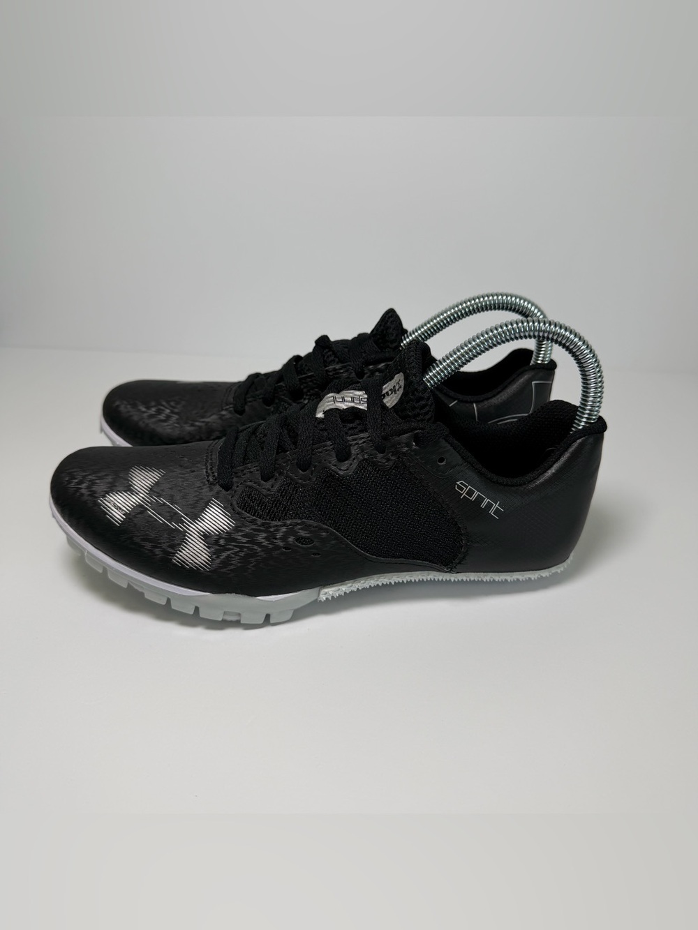 Under armour sprint spikes Black Racing Size M6.5 (NEW)